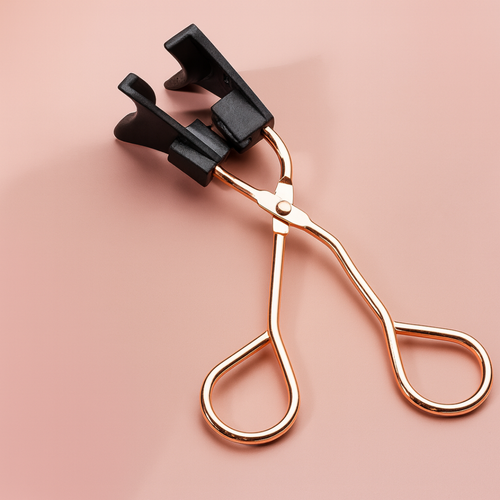 Premium magnetic applicator